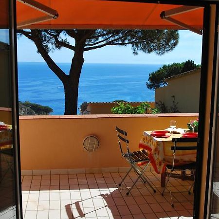 Grotta Azzurra Apartment - Cavoli - Terrazza Vista Mare, Clima E Parcheggio San Piero in Campo  Εξωτερικό φωτογραφία