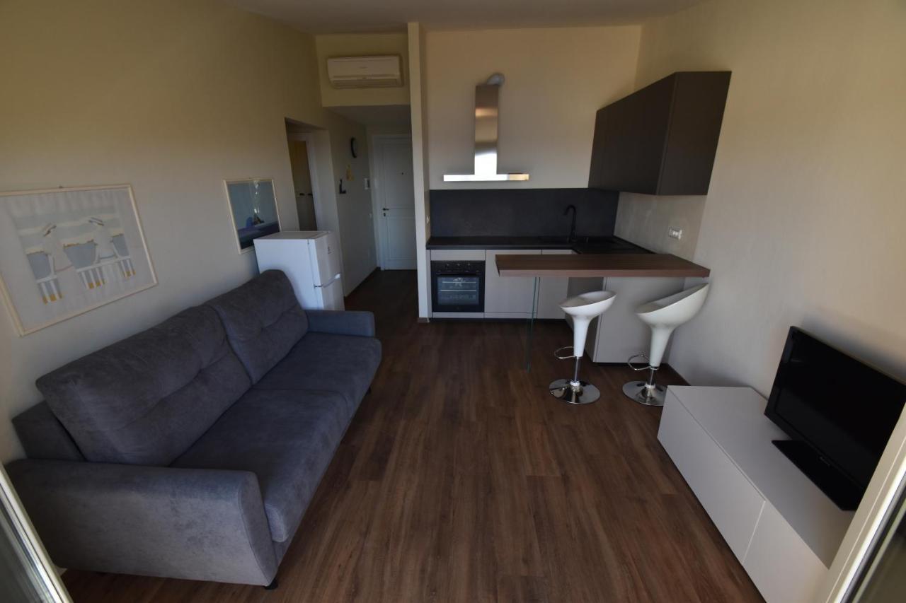 Grotta Azzurra Apartment - Cavoli - Terrazza Vista Mare, Clima E Parcheggio San Piero in Campo  Εξωτερικό φωτογραφία